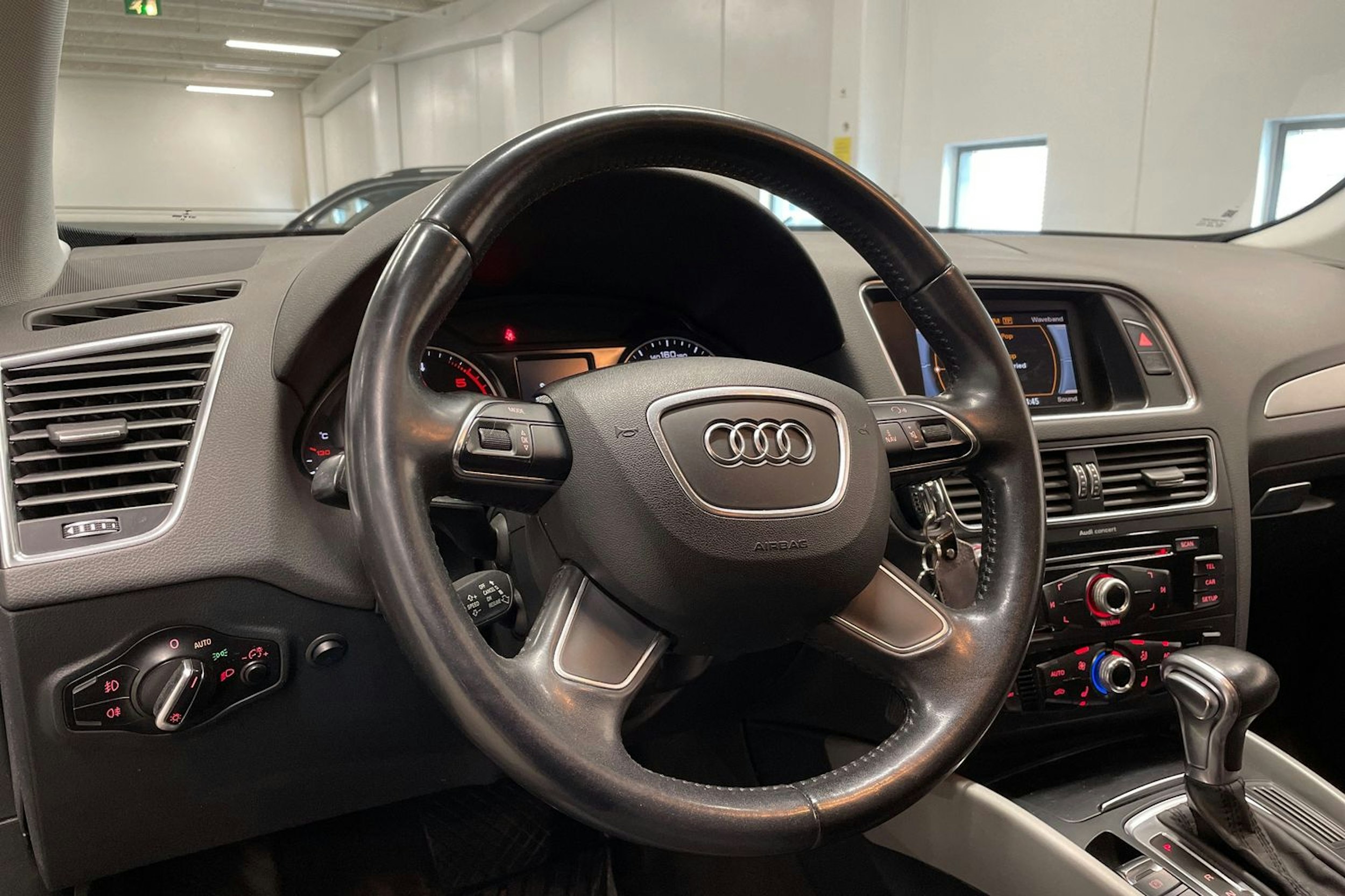 Musta Audi Q5 2014 kuva 24.