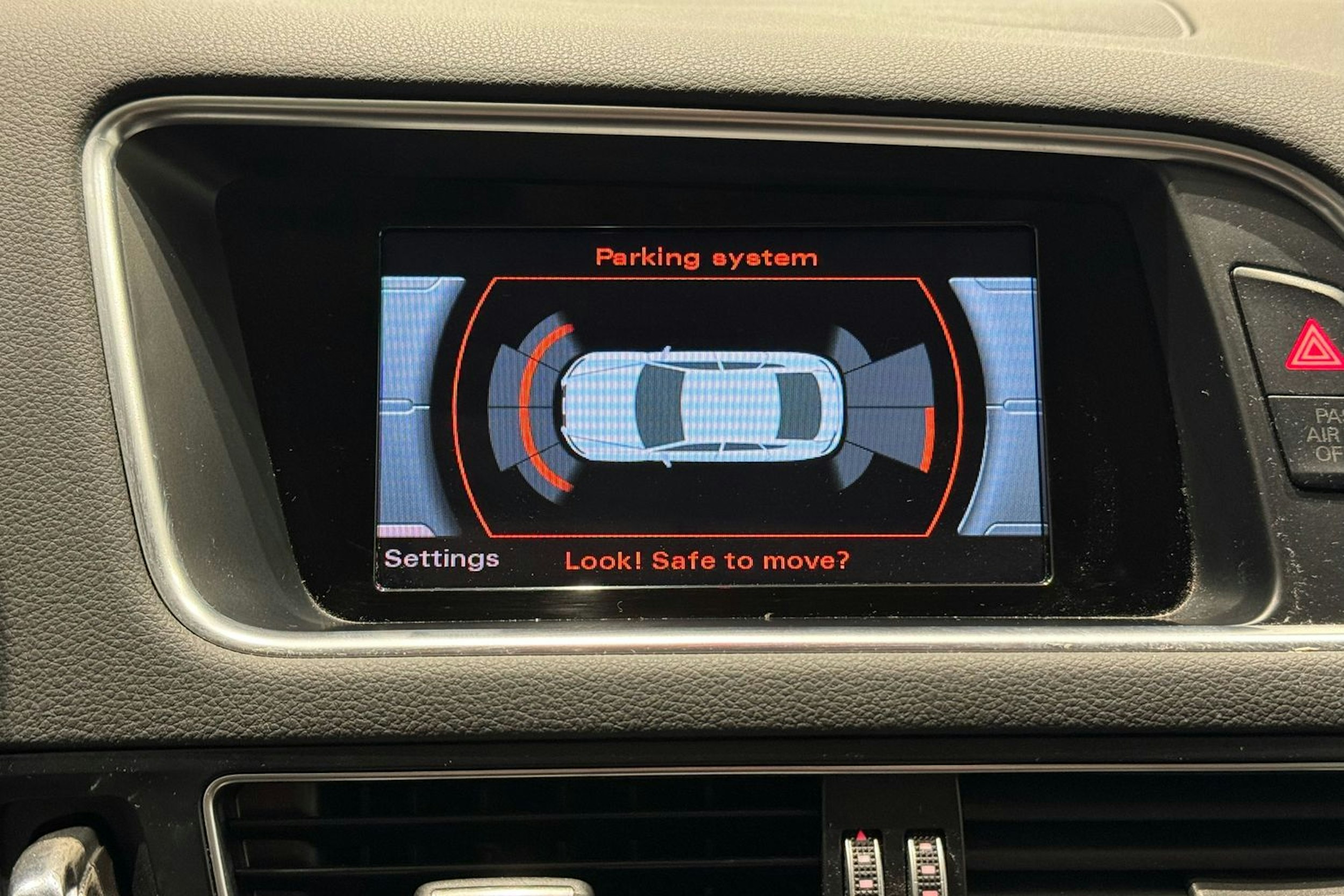 valkoinen Audi Q5 2015 kuva 21.