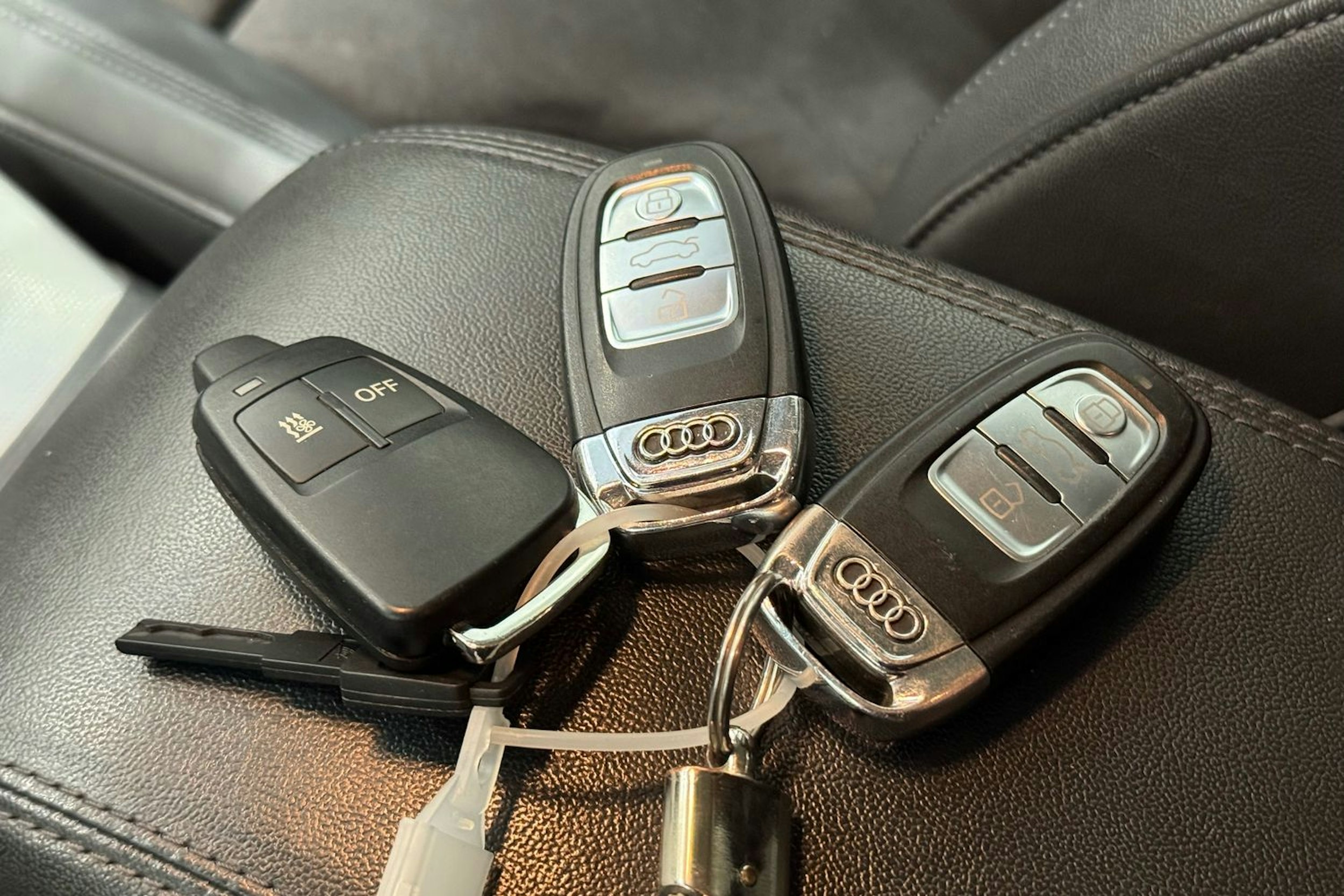 valkoinen Audi Q5 2015 kuva 25.