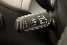 valkoinen Audi Q5 2015 kuva 15.