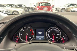 valkoinen Audi Q5 2015 kuva 16.