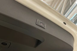 valkoinen Audi Q5 2015 kuva 25.