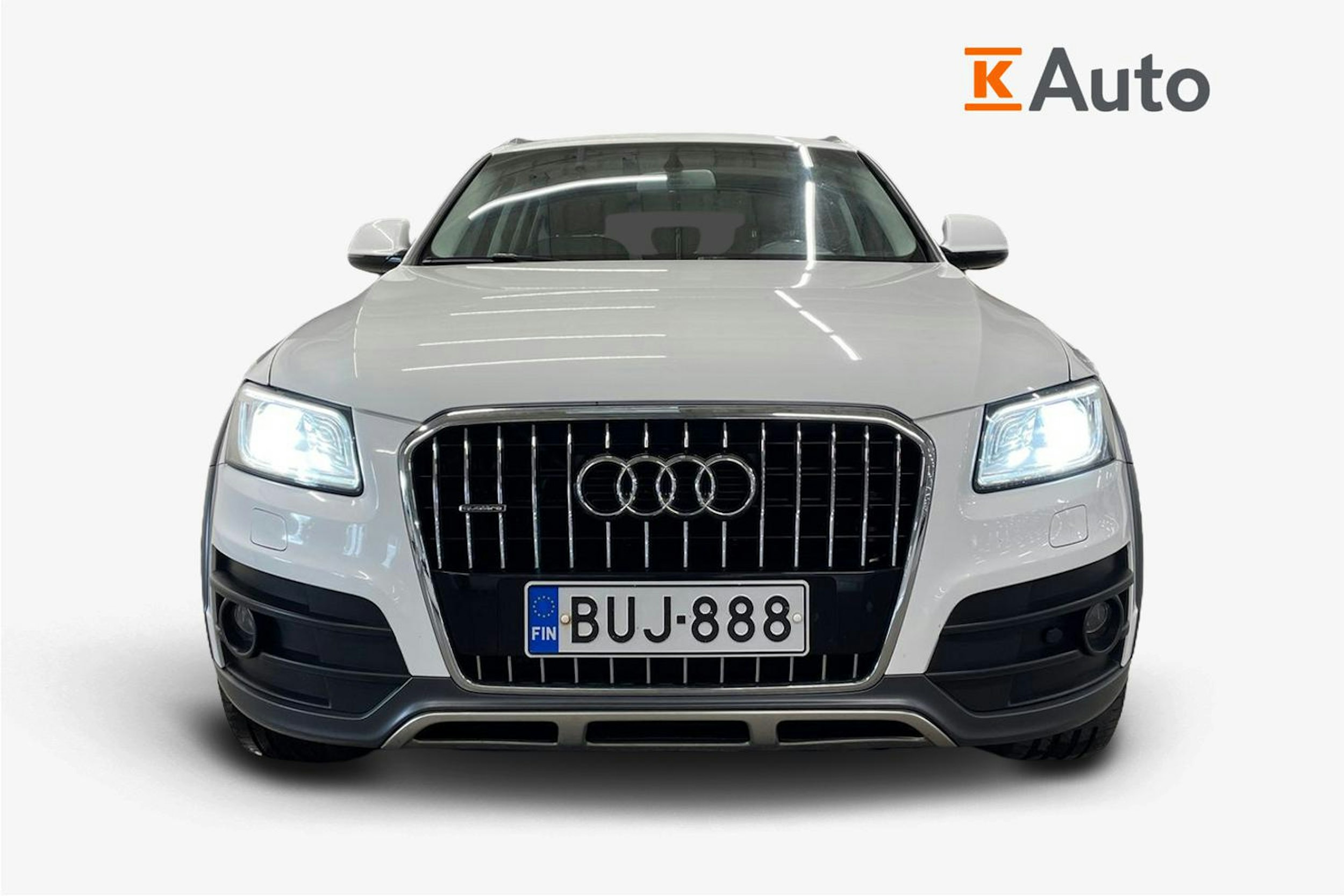 valkoinen Audi Q5 2015 kuva 5.