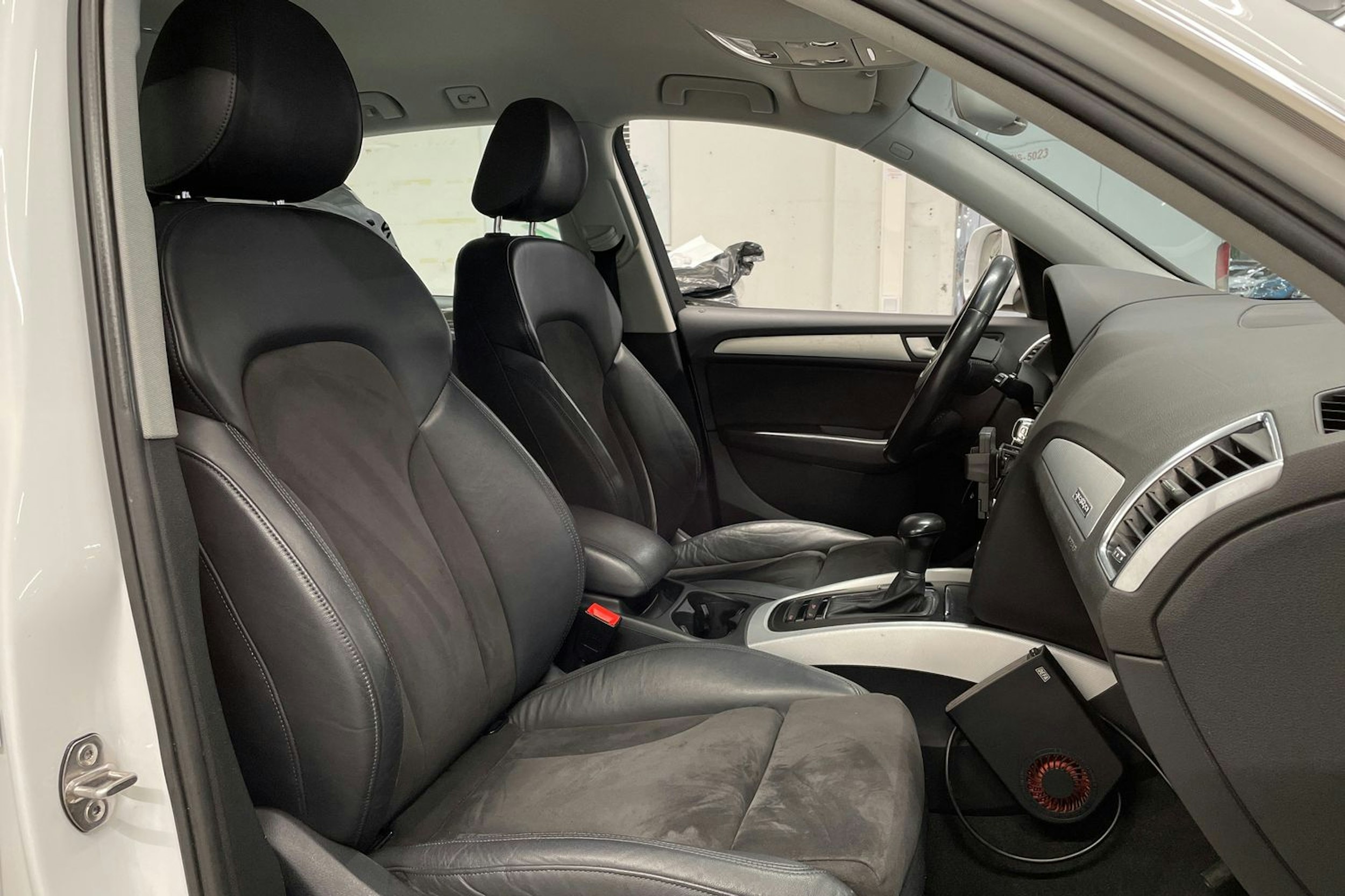 valkoinen Audi Q5 2015 kuva 24.