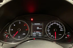 valkoinen Audi Q5 2015 kuva 12.