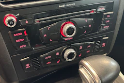 valkoinen Audi Q5 2015 kuva 24.