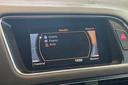 valkoinen Audi Q5 2015 kuva 25.