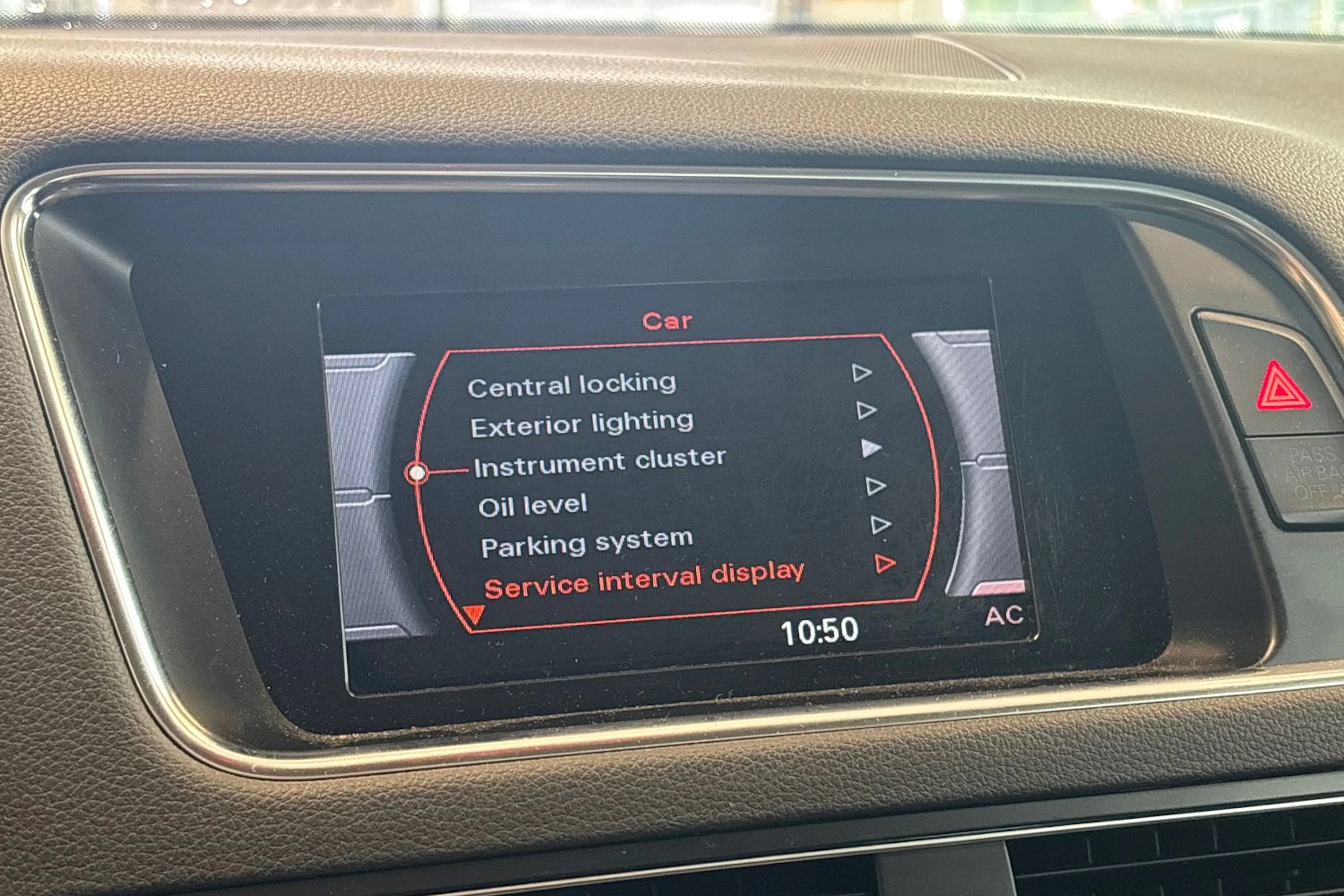 valkoinen Audi Q5 2015 kuva 26.