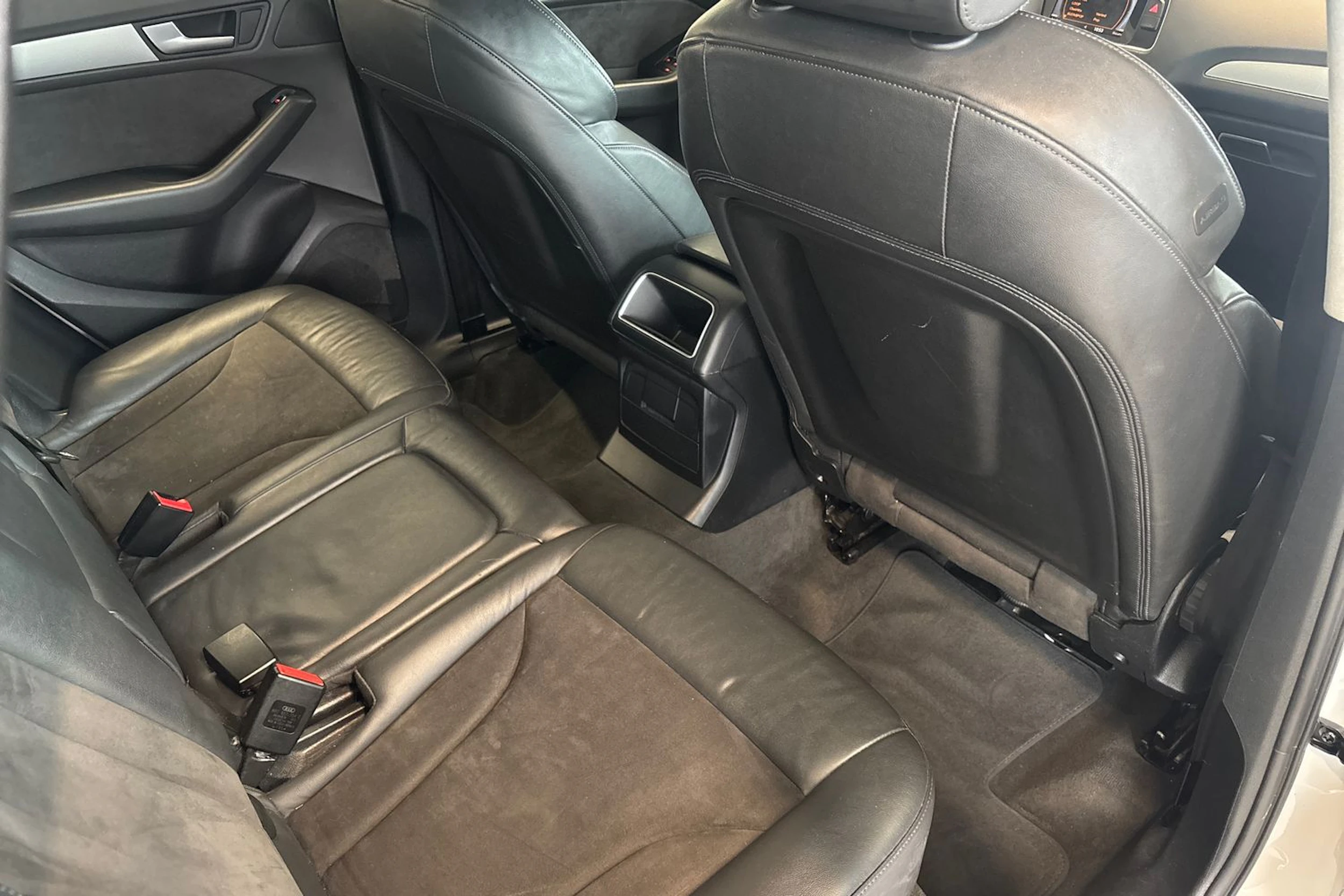 valkoinen Audi Q5 2015 kuva 30.