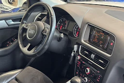 valkoinen Audi Q5 2015 kuva 33.