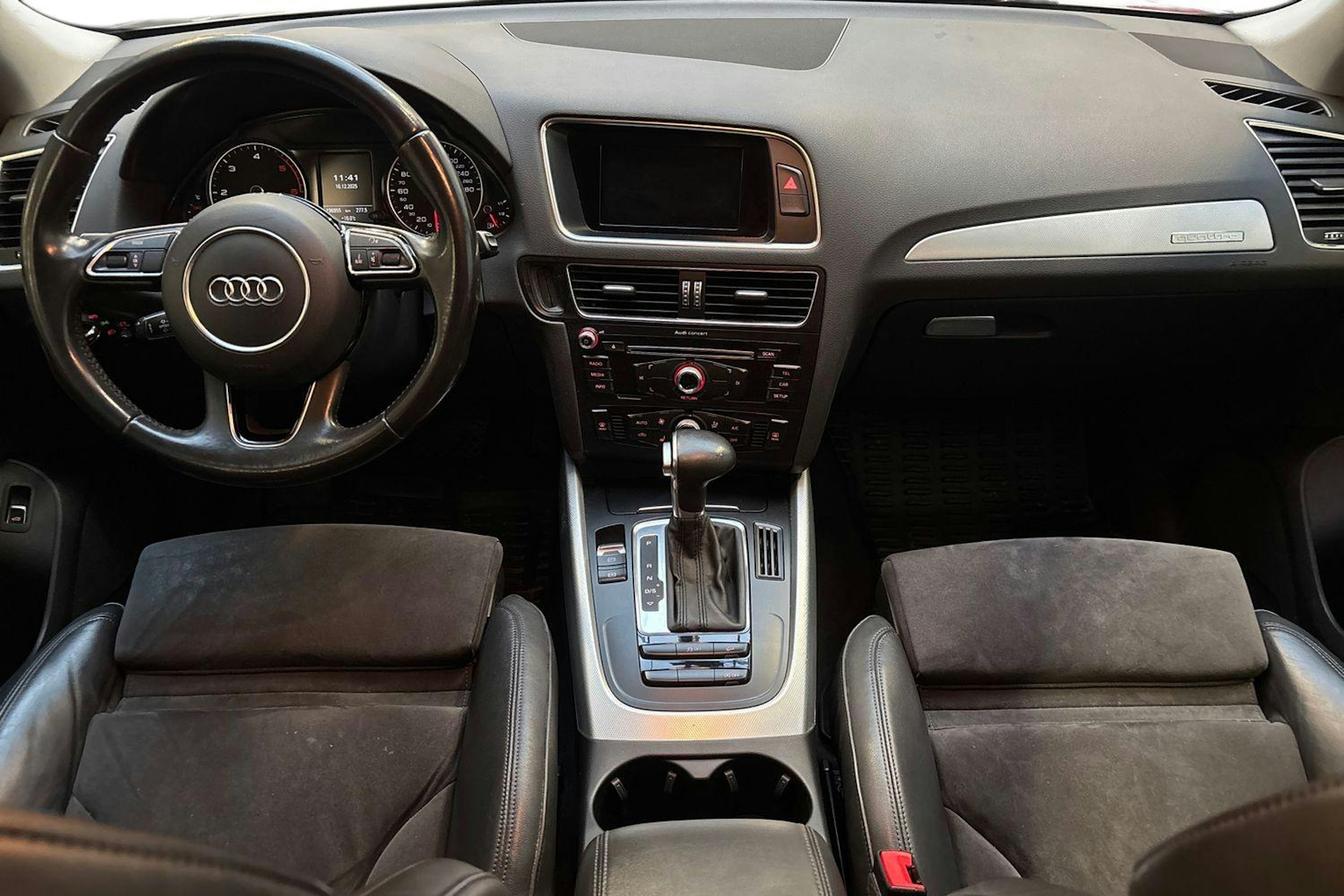 harmaa Audi Q5 2015 kuva 7.
