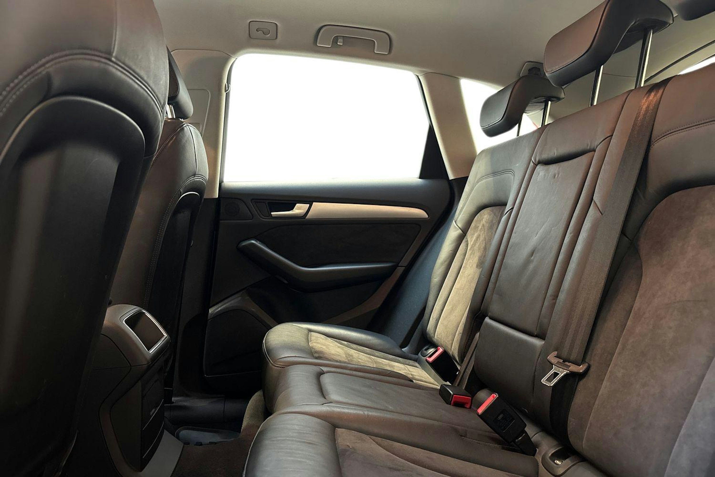 harmaa Audi Q5 2015 kuva 8.