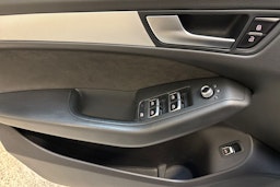 harmaa Audi Q5 2015 kuva 13.