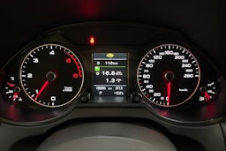 harmaa Audi Q5 2015 kuva 17.