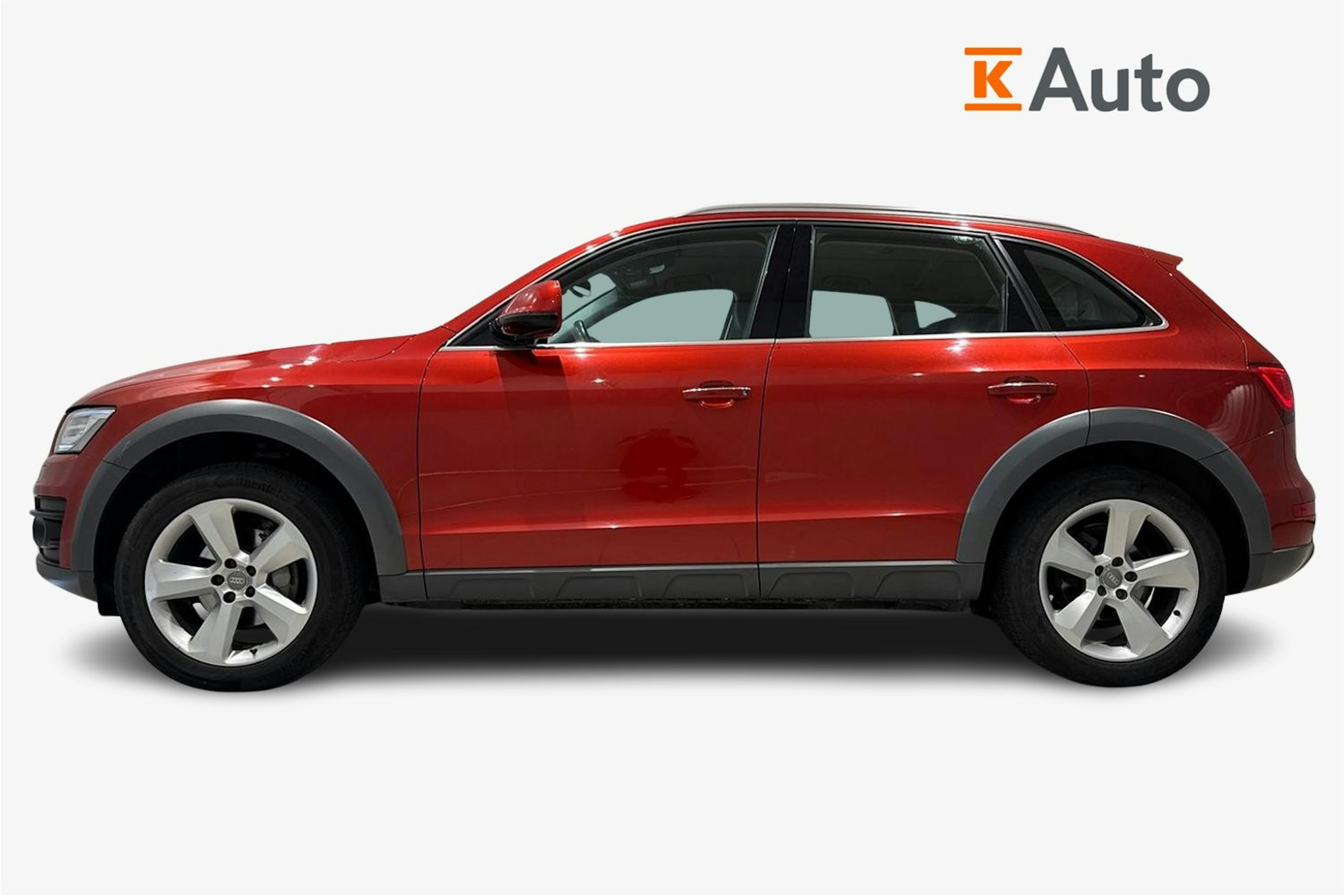 punainen Audi Q5 2015 kuva 6.