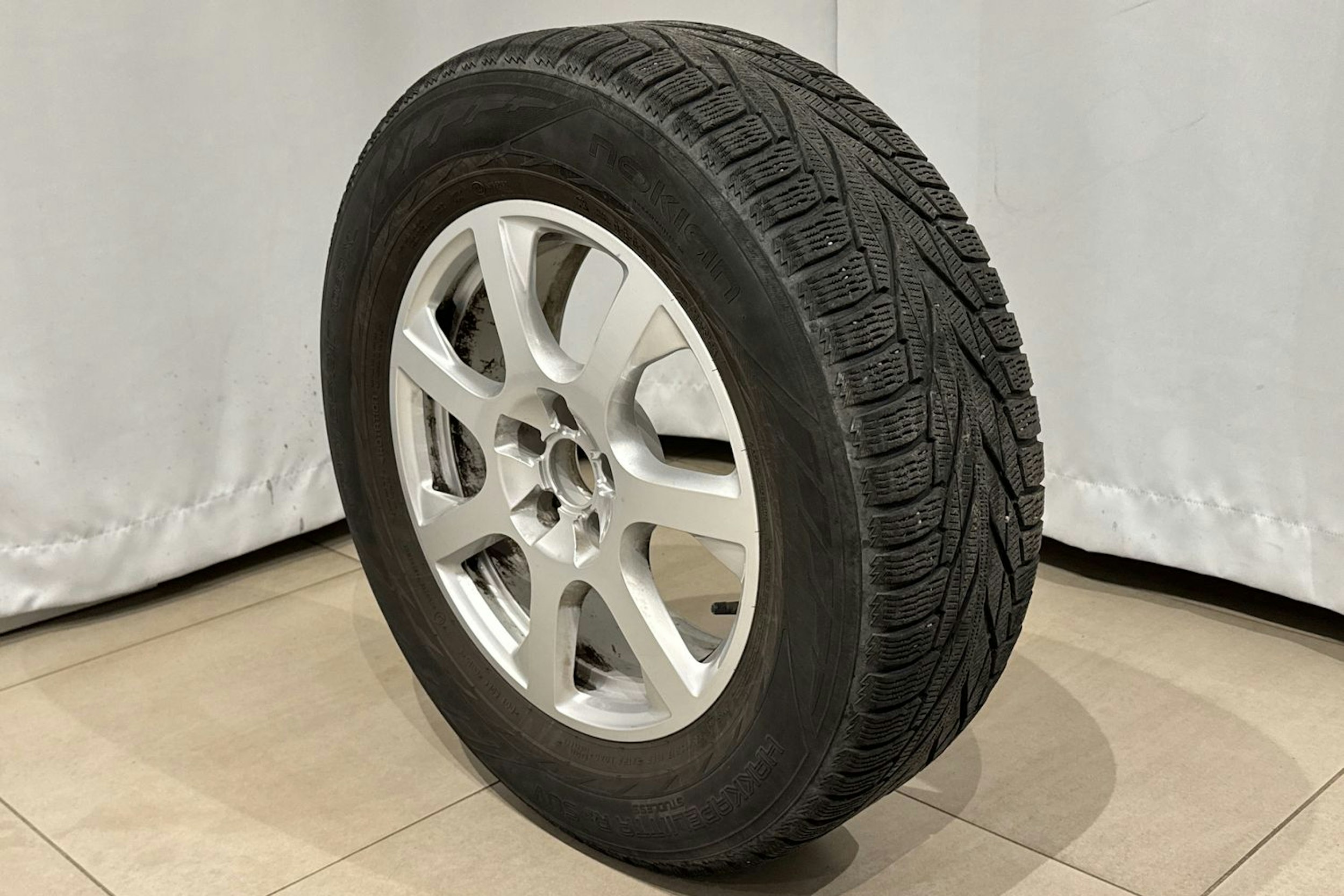 punainen Audi Q5 2015 kuva 13.