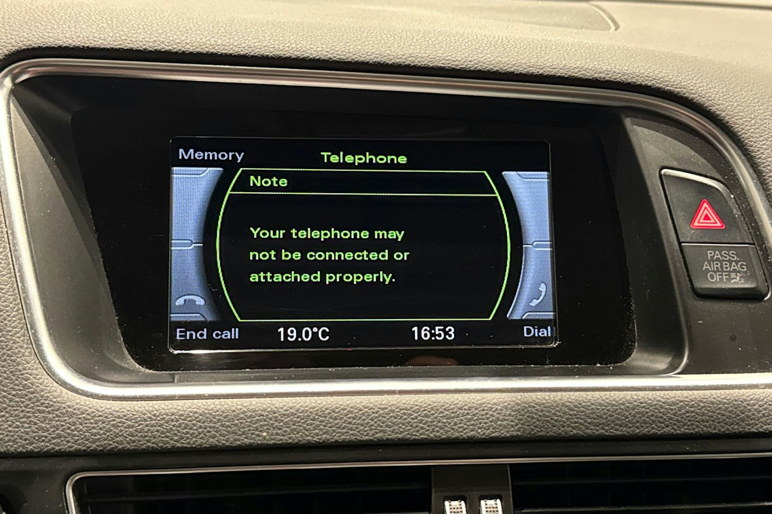 punainen Audi Q5 2015 kuva 20.