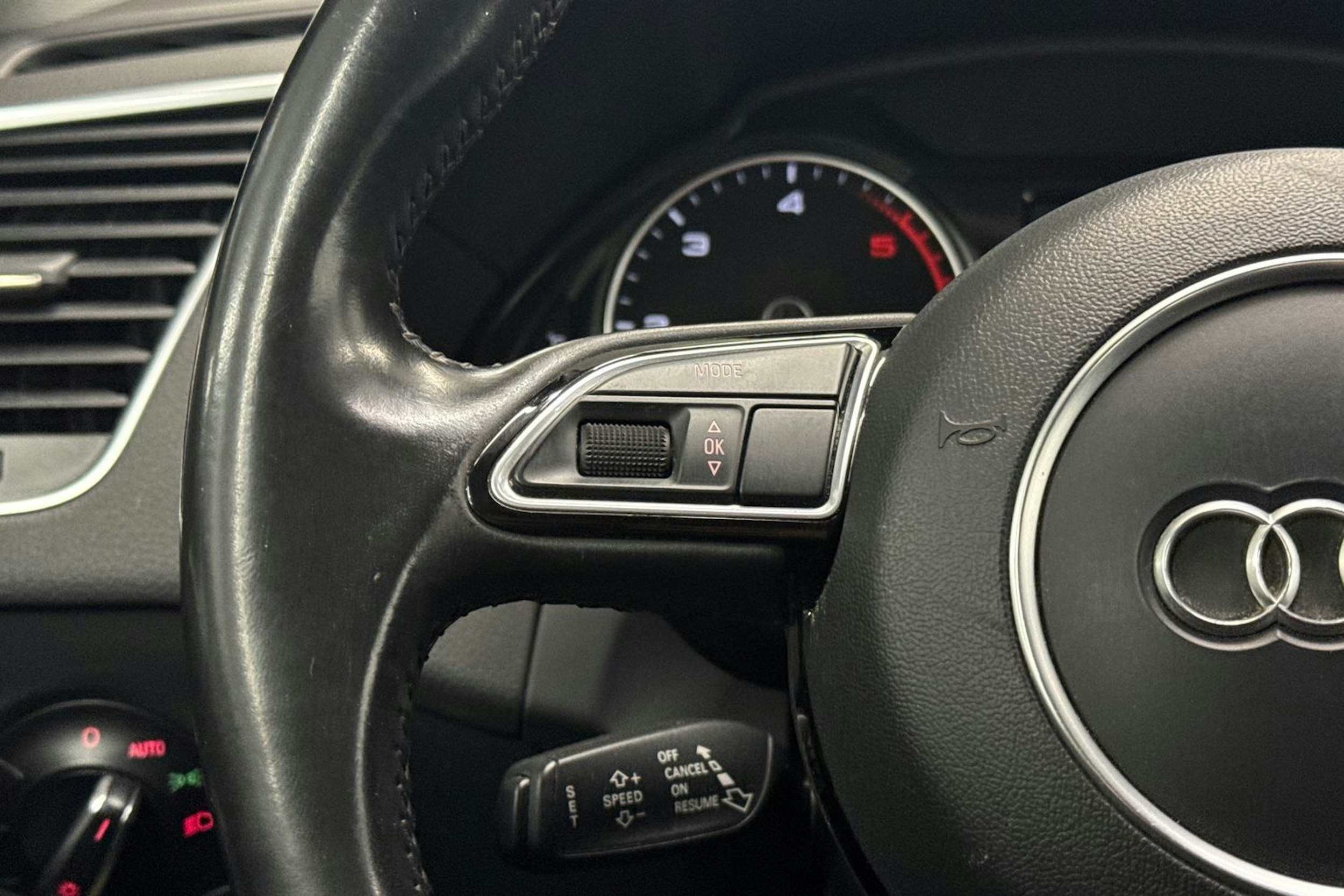 hopea Audi Q5 2016 kuva 15.