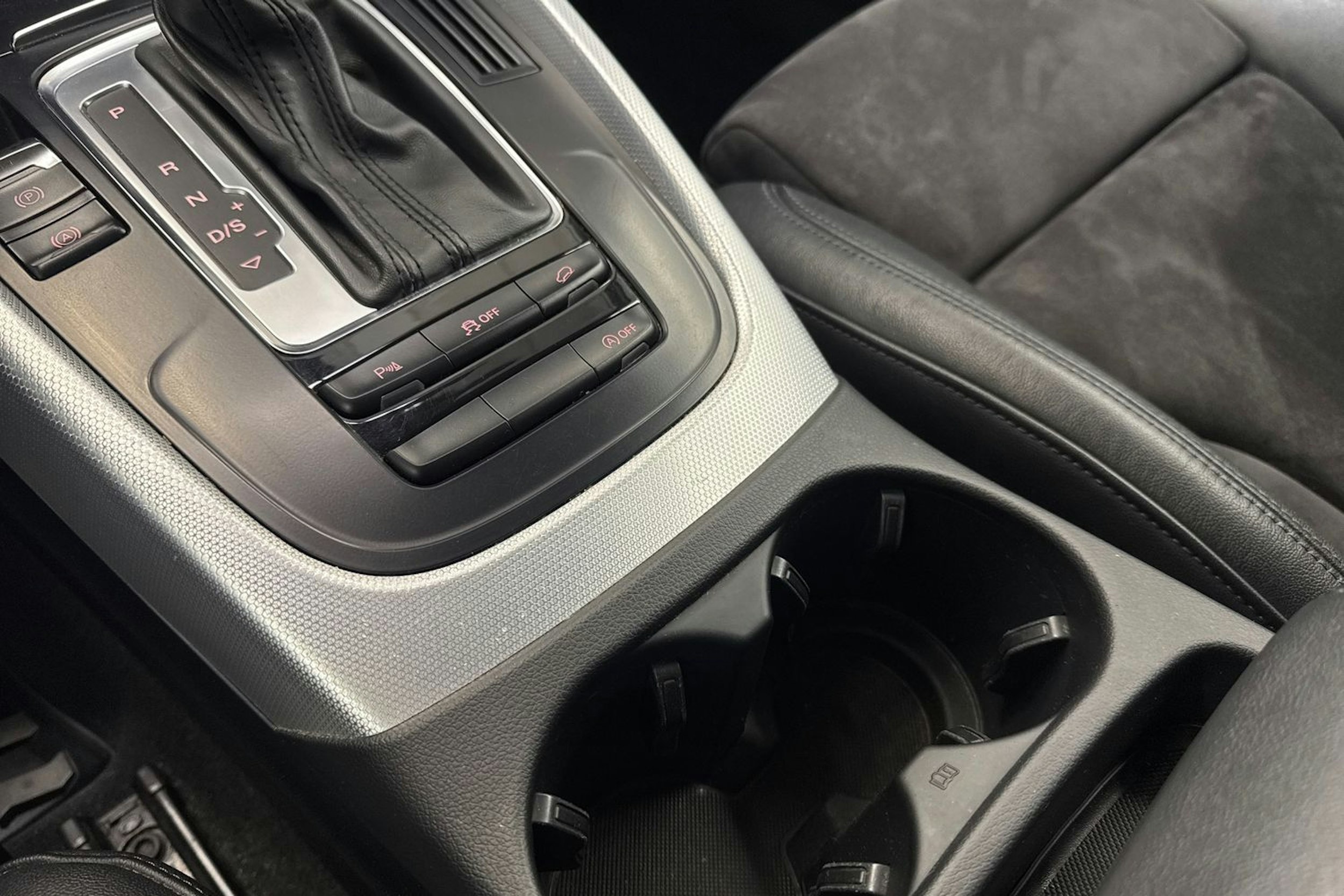 hopea Audi Q5 2016 kuva 21.