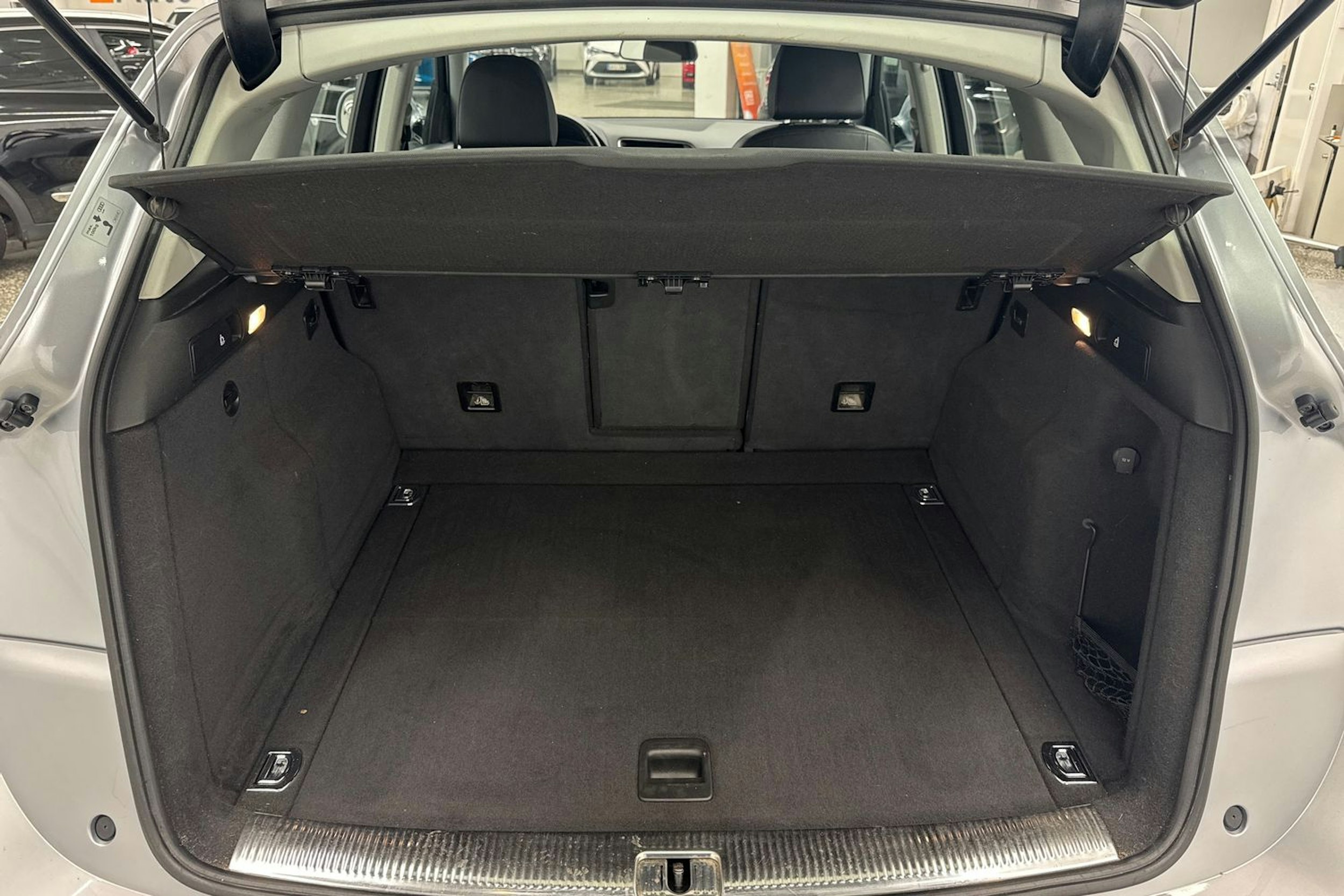 hopea Audi Q5 2016 kuva 30.