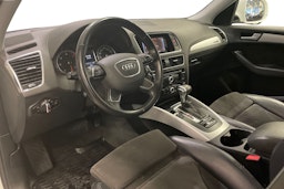 Valkoinen Audi Q5 2015 kuva 7.