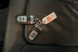 Valkoinen Audi Q5 2015 kuva 26.