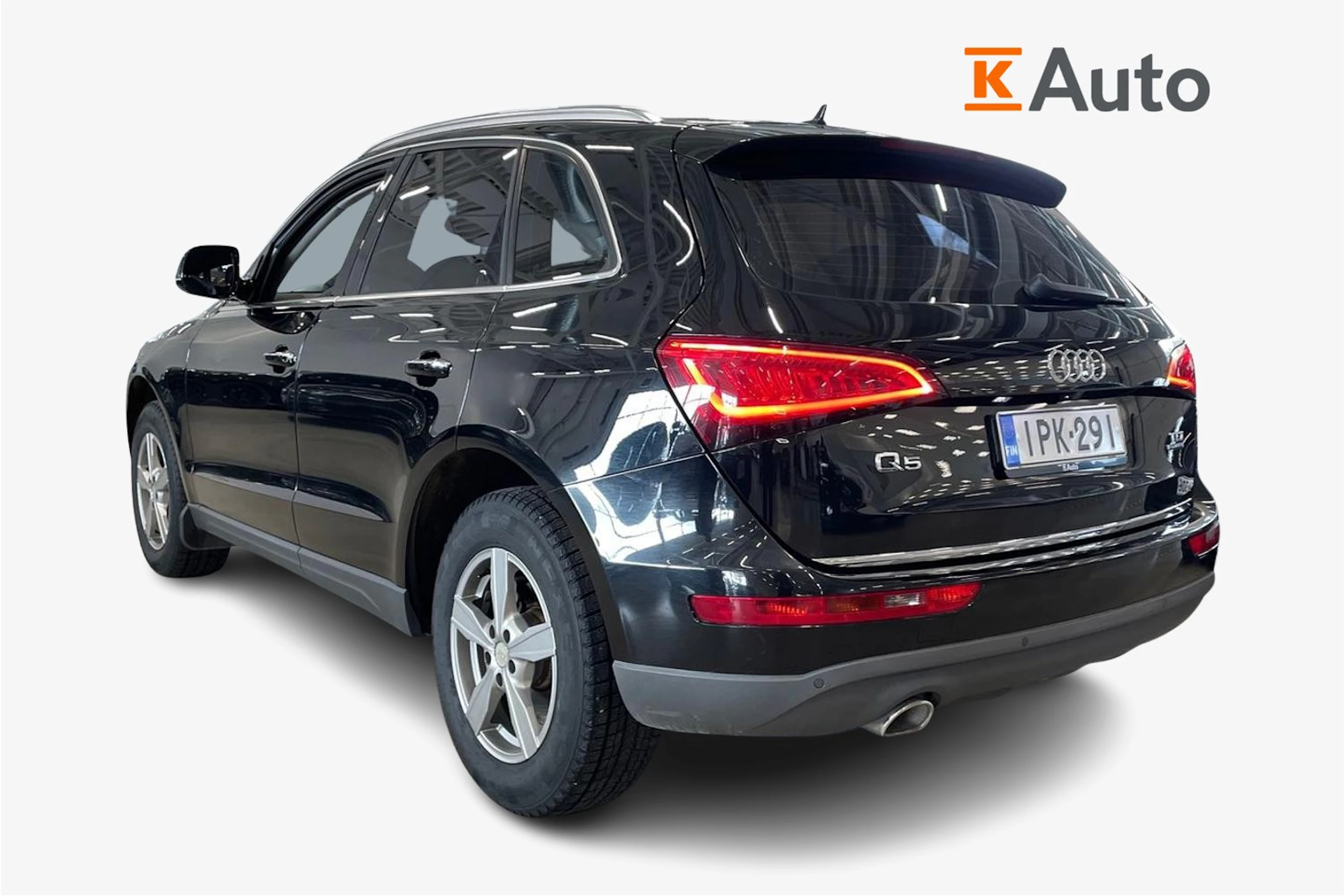 musta Audi Q5 2016 kuva 2.