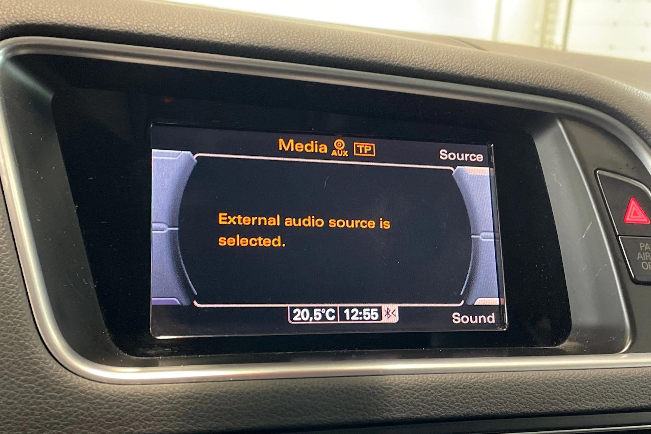 musta Audi Q5 2016 kuva 22.