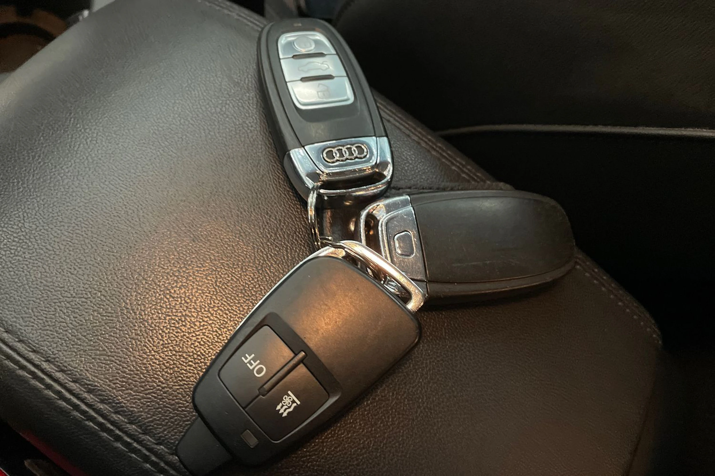 musta Audi Q5 2016 kuva 26.