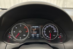 sininen Audi Q5 2015 kuva 17.