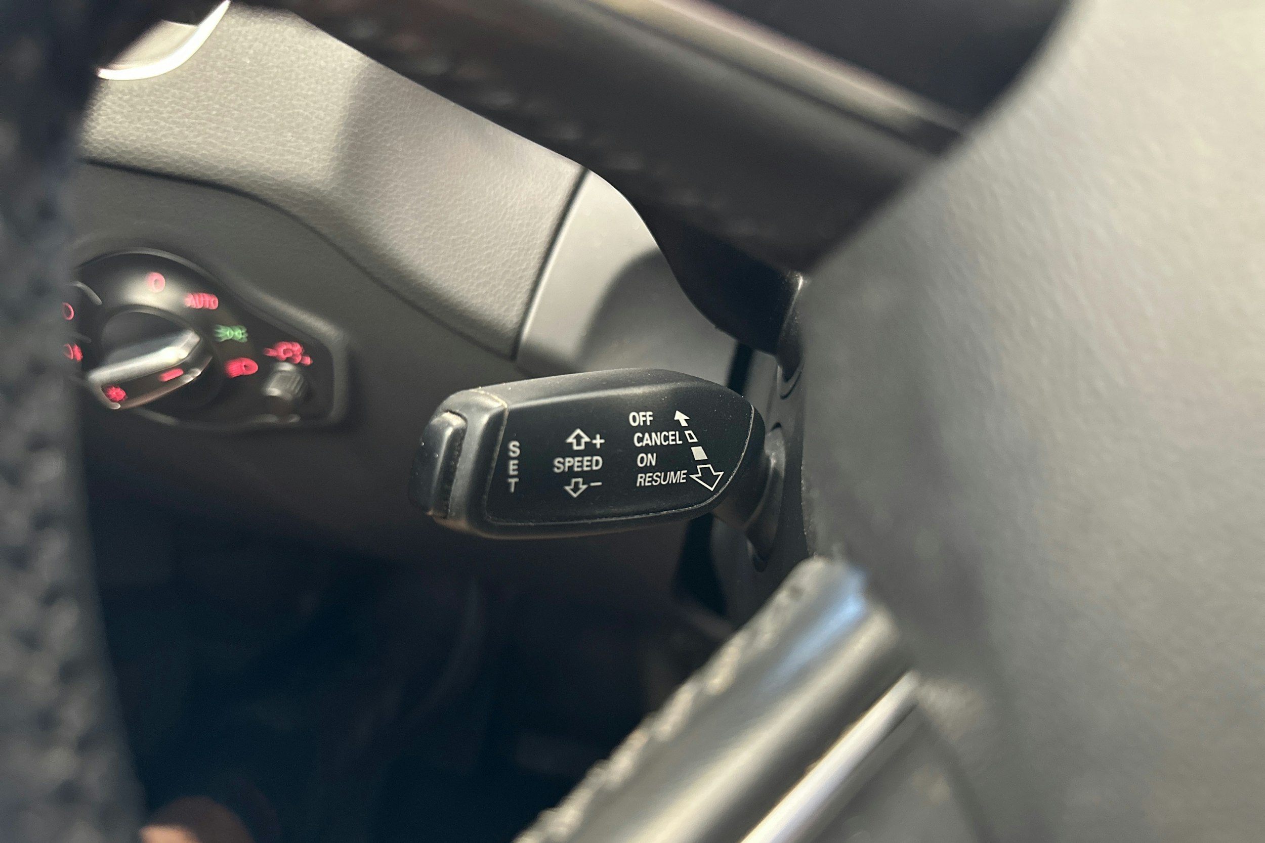 sininen Audi Q5 2015 kuva 18.