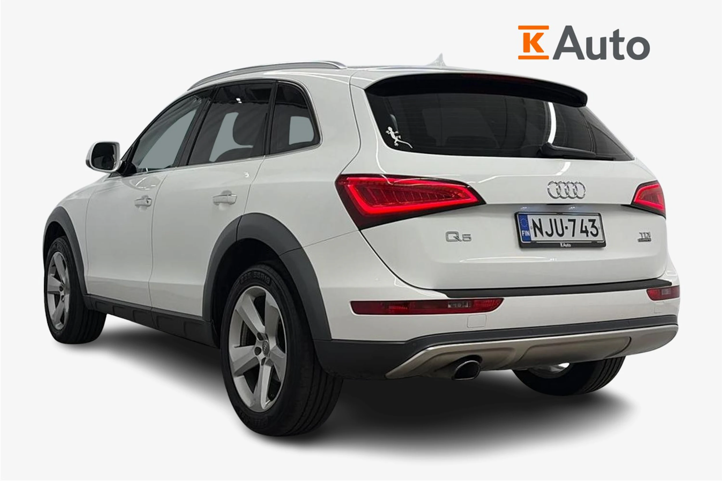 valkoinen Audi Q5 2015 kuva 2.