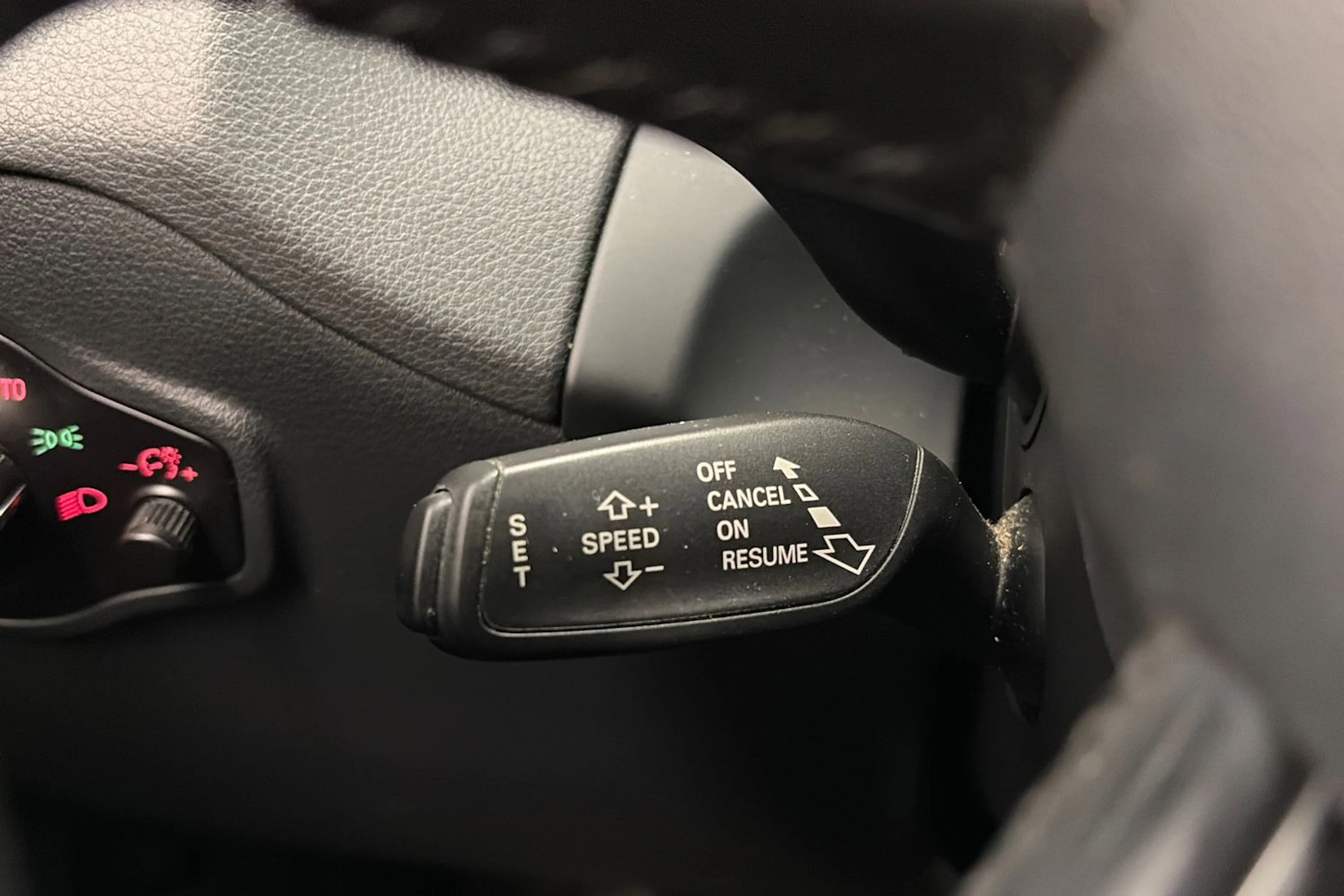 valkoinen Audi Q5 2015 kuva 17.