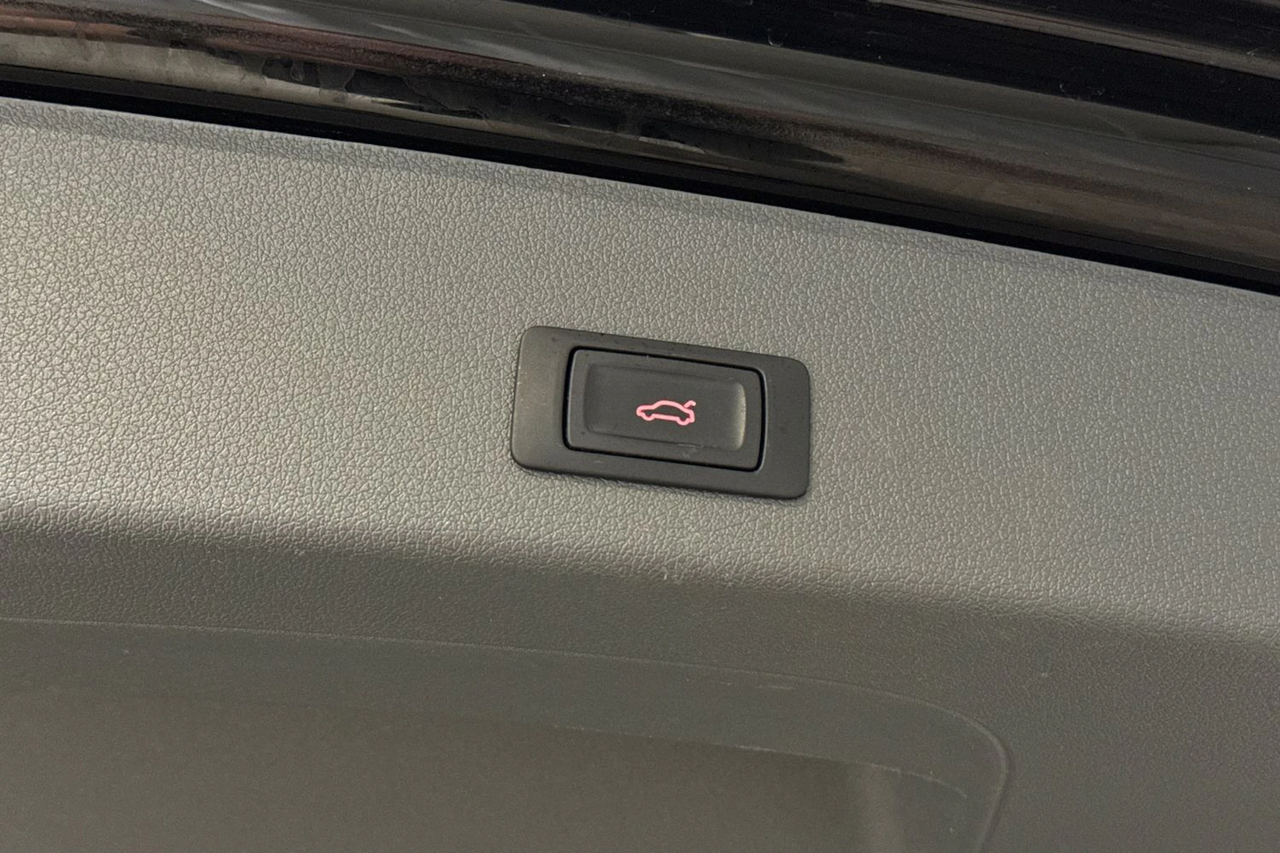 musta Audi Q5 2015 kuva 40.