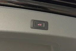 musta Audi Q5 2015 kuva 40.