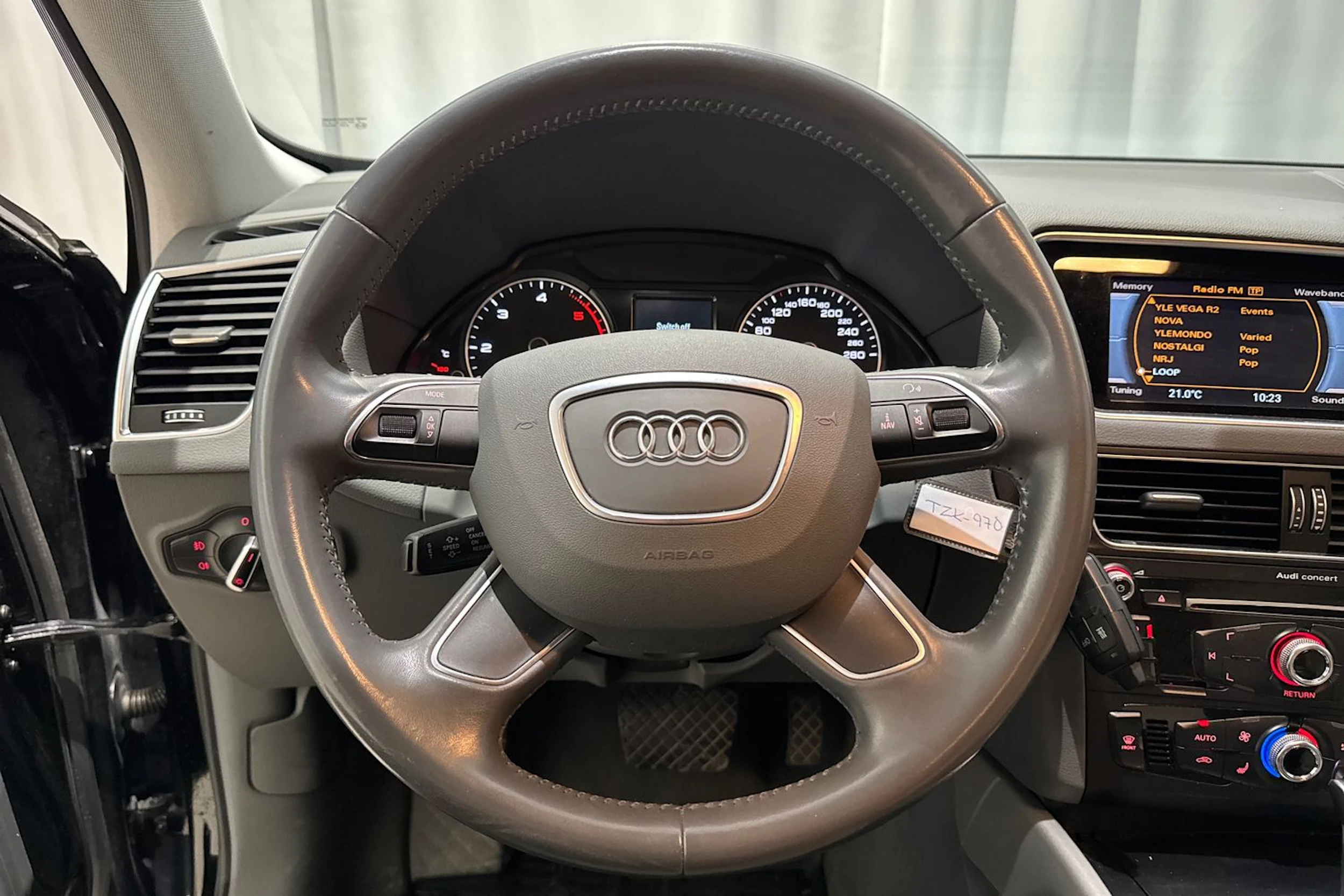 musta Audi Q5 2015 kuva 44.