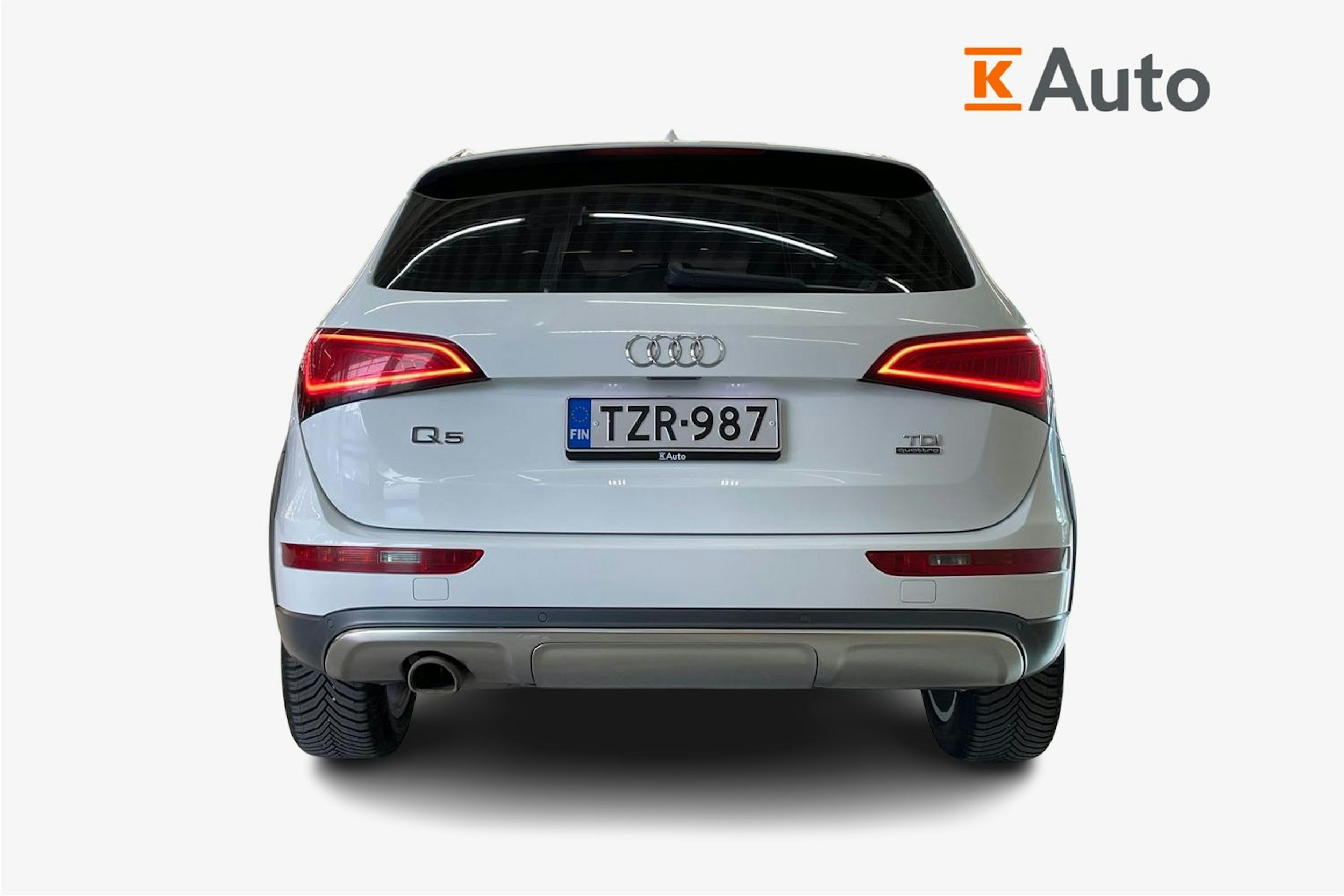 Valkoinen Audi Q5 2015 kuva 3.