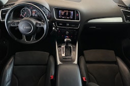 Valkoinen Audi Q5 2015 kuva 9.