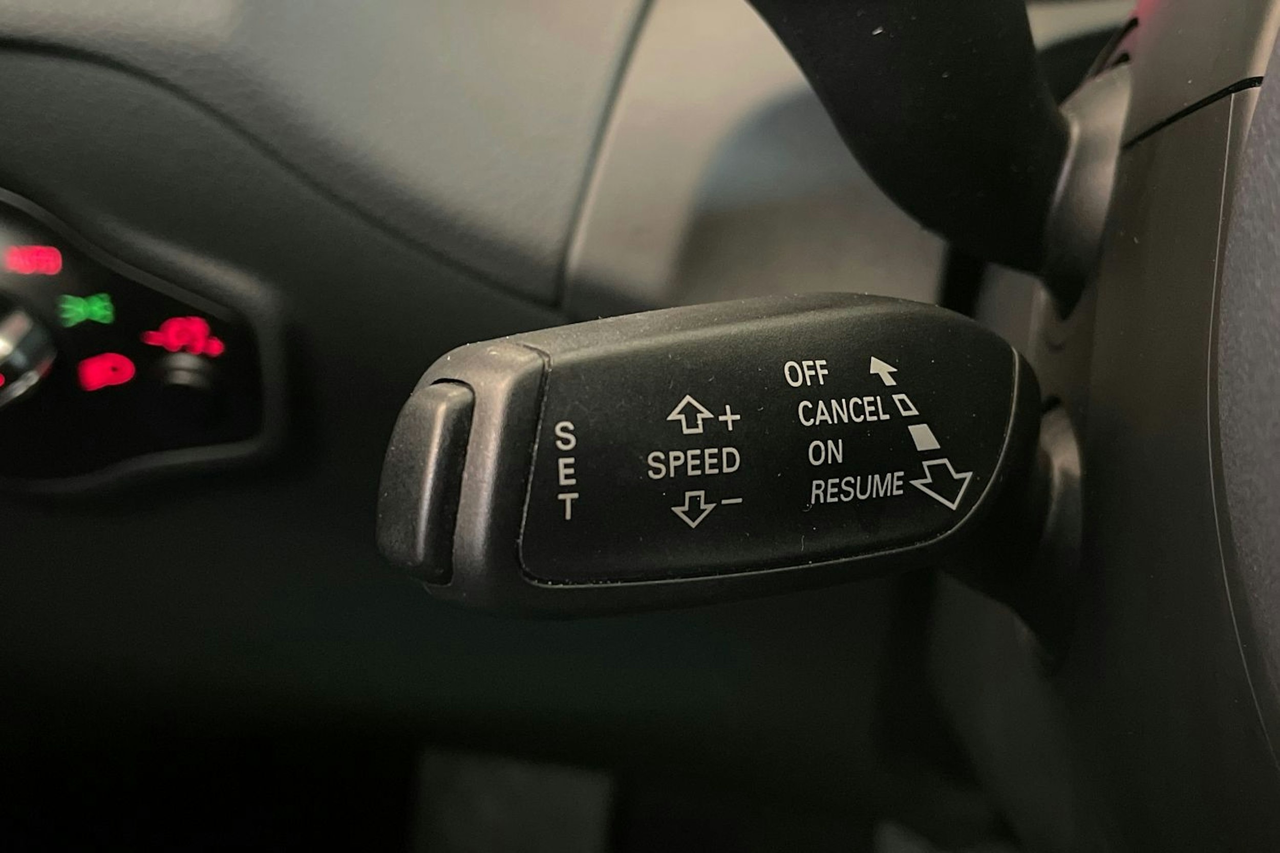 Valkoinen Audi Q5 2015 kuva 17.