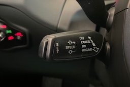 Valkoinen Audi Q5 2015 kuva 17.