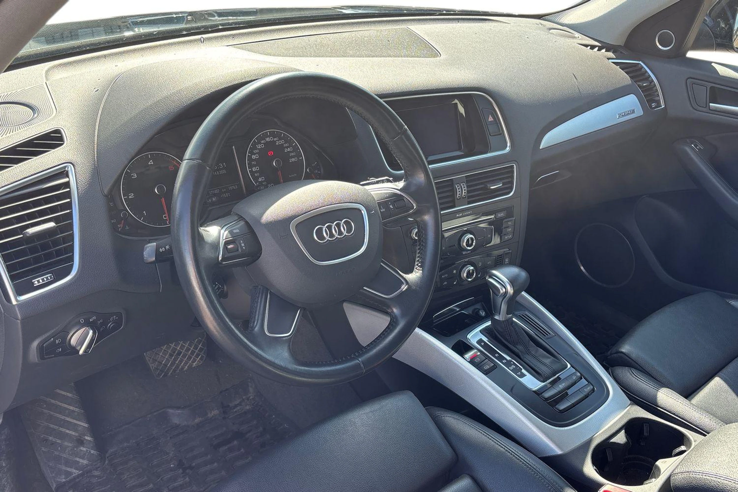 Musta Audi Q5 2015 kuva 3.