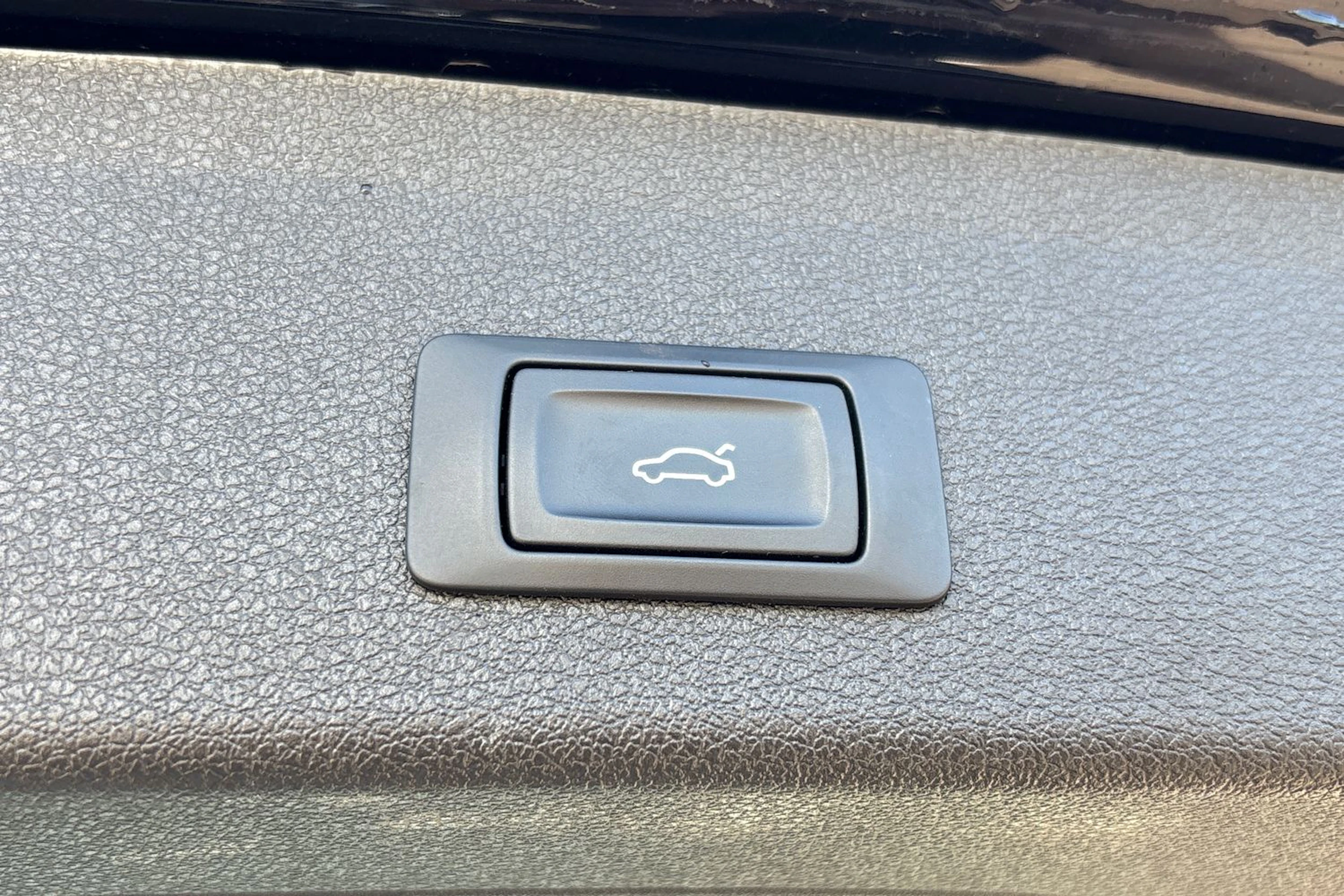 Musta Audi Q5 2015 kuva 5.