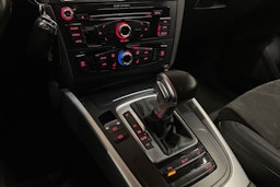 Valkoinen Audi Q5 2015 kuva 16.