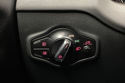 Valkoinen Audi Q5 2015 kuva 17.