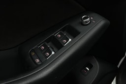 Valkoinen Audi Q5 2015 kuva 20.