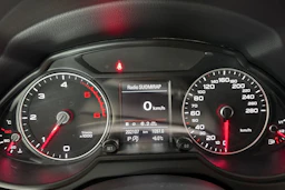 musta Audi Q5 2015 kuva 16.