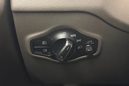 ruskea (beige) Audi Q5 2016 kuva 16.