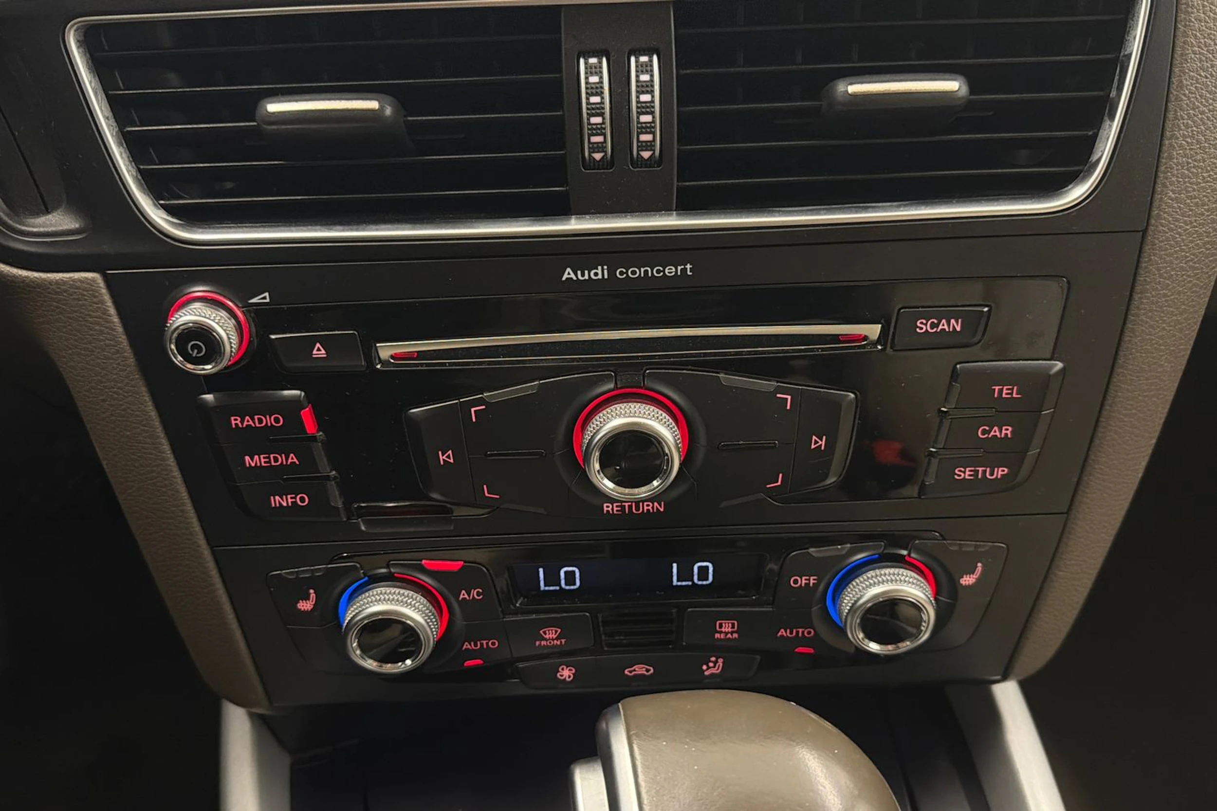 ruskea (beige) Audi Q5 2016 kuva 21.