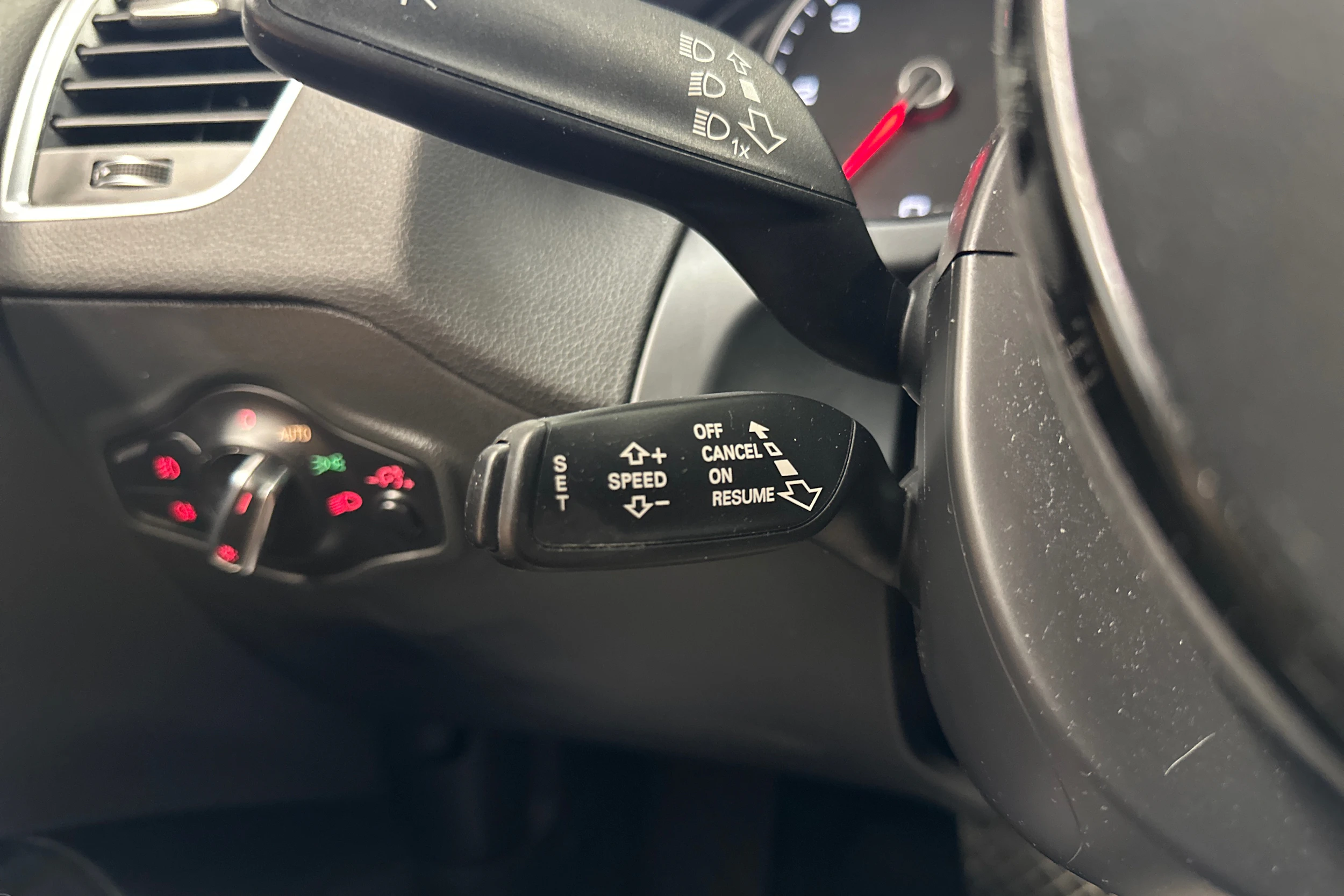 valkoinen Audi Q5 2016 kuva 22.