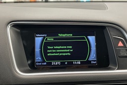 harmaa Audi Q5 2017 kuva 16.